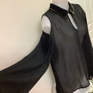Buffalo cold shoulder semi sheer top XL